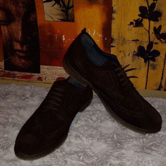 Classic Brown Suede Oxfords - Picture 2 of 5